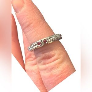 Stunning sterling silver AA Mexico 925 Ruby infinity band ring